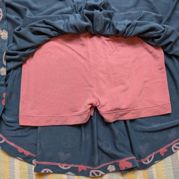⭐ Kickee Kids Peace, Love / Hearts, and Flowers skort size 4T - Picture 6 of 9